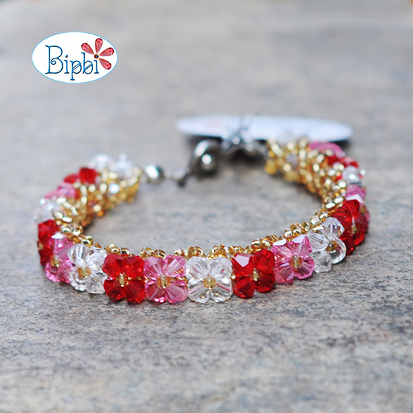 VTP 615 - Vòng tay pha lê Swarovski bông hoa
