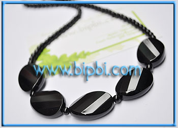 VCD 111 - Vòng cổ mã não đen
