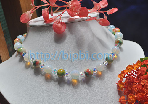VCD 176 - Vòng cổ đá mặt trãng