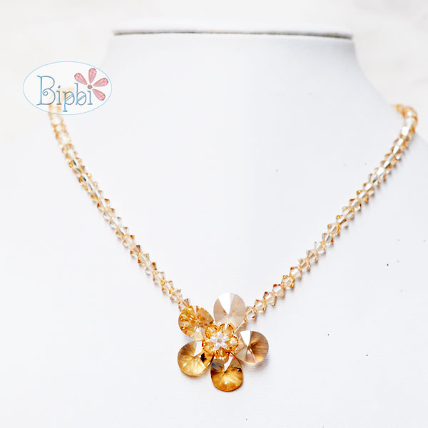 Vòng cổ pha lê Swarovski mặt hoa