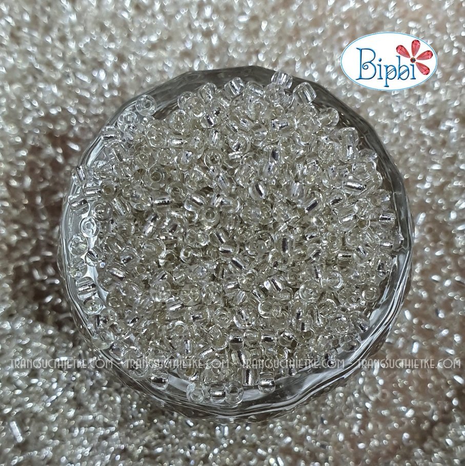GB 17 - Cườm màu trắng silver line