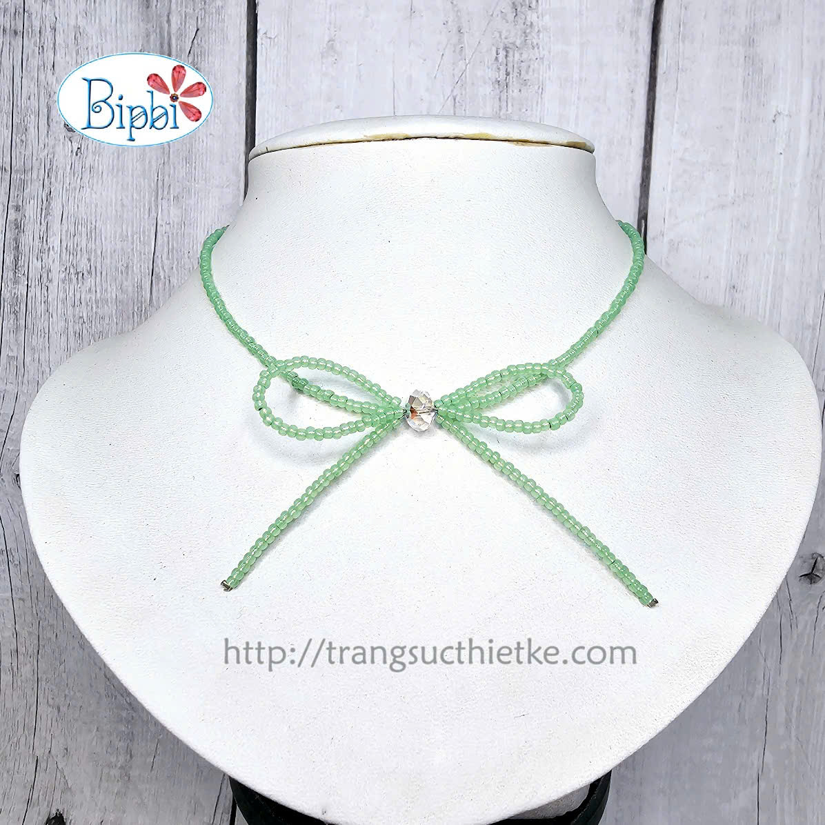 Vòng cổ thắt nơ thời trang
