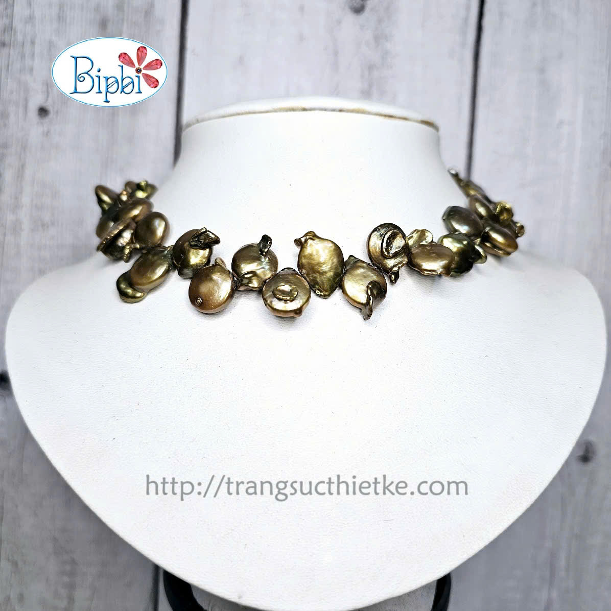 Vòng cổ ngọc trai mặt giọt nước