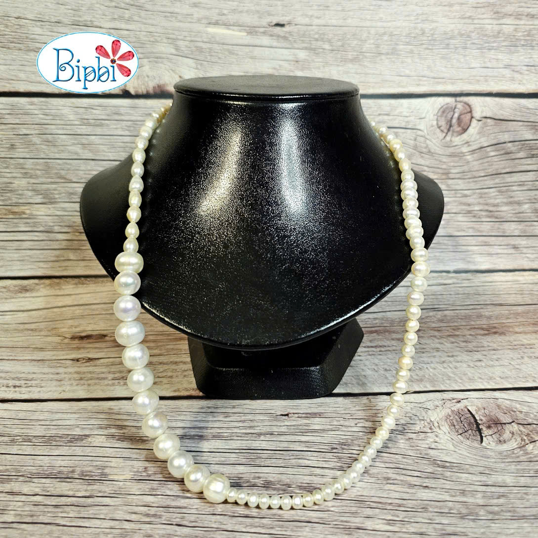 Vòng cổ ngọc trai bất đối xứng