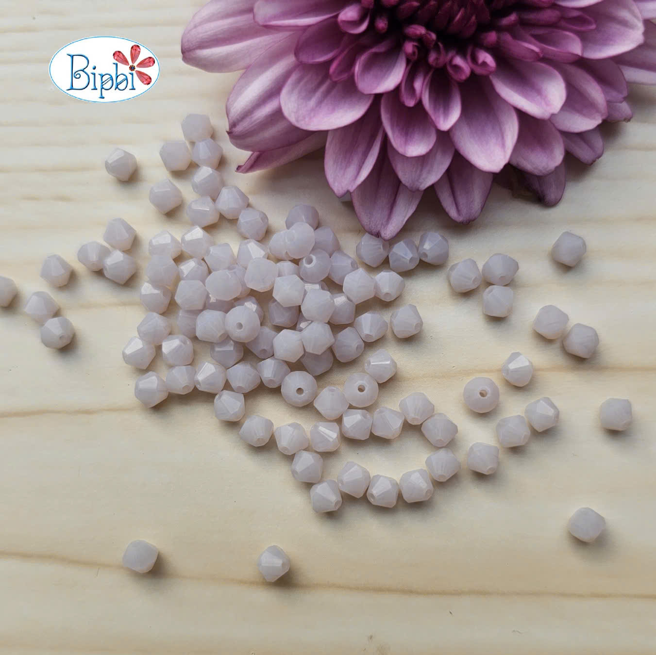Pha lê Preciosa 4mm màu tím khoai môn đục