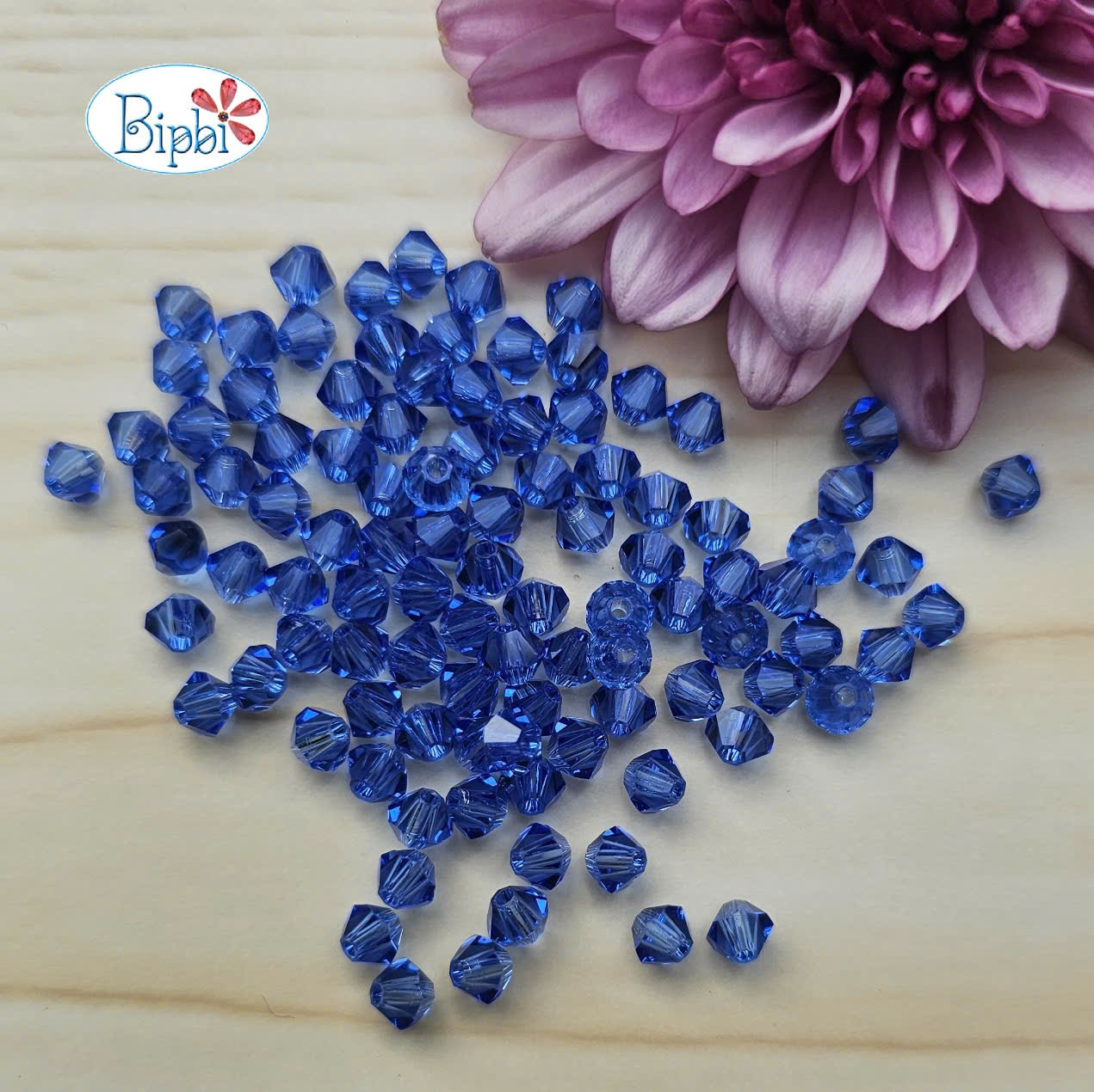 Pha lê Preciosa 4mm màu xanh biển (sapphire)