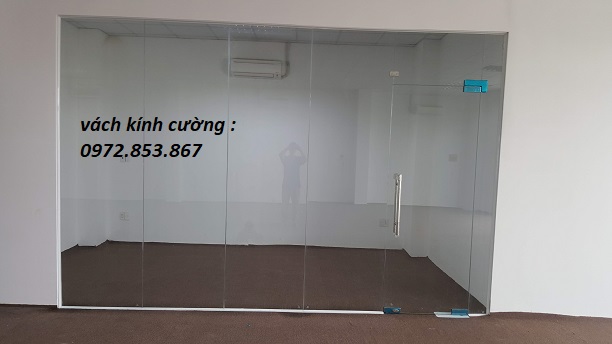 CỬA KÍNH CƯỜNG LỰC 2 CÁNH LÙA TREO quận 3