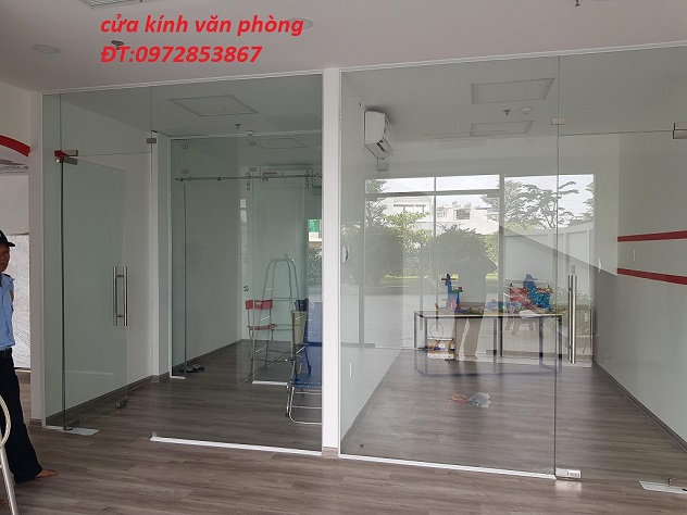 THI CÔNG VÁCH NHÔM KÍNH TRONG bình thạnh