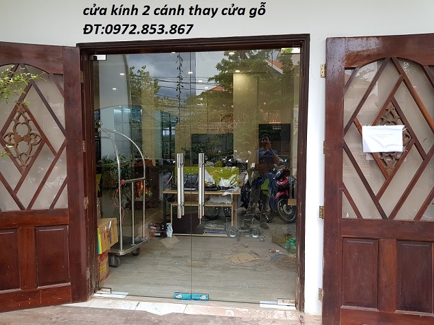 tháo vách kính văn phòng,cửa kính,vách nhôm kính quận 3