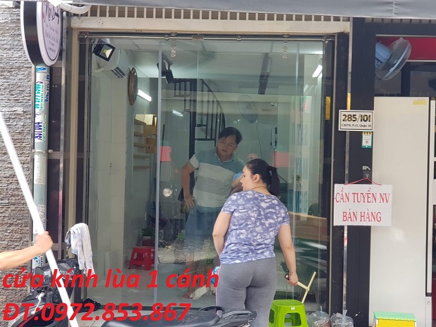 tháo vách kính văn phòng,cửa kính,vách nhôm kính quận 11