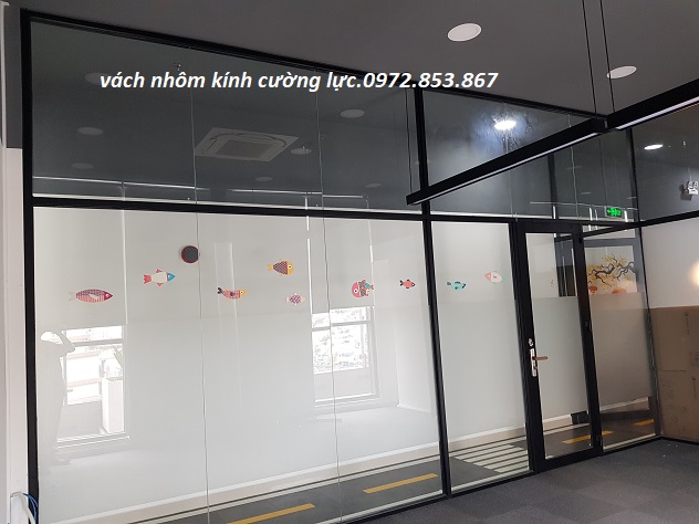 địa chỉ làm cửa kính vách kính cường lực ở phường 13 quận tân bình