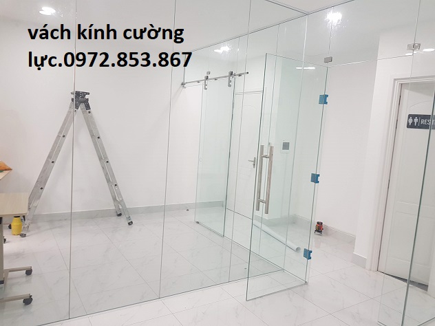 làm cửa kính cường,lực vách kính ngăn phòng ở phường 15 gò vấp