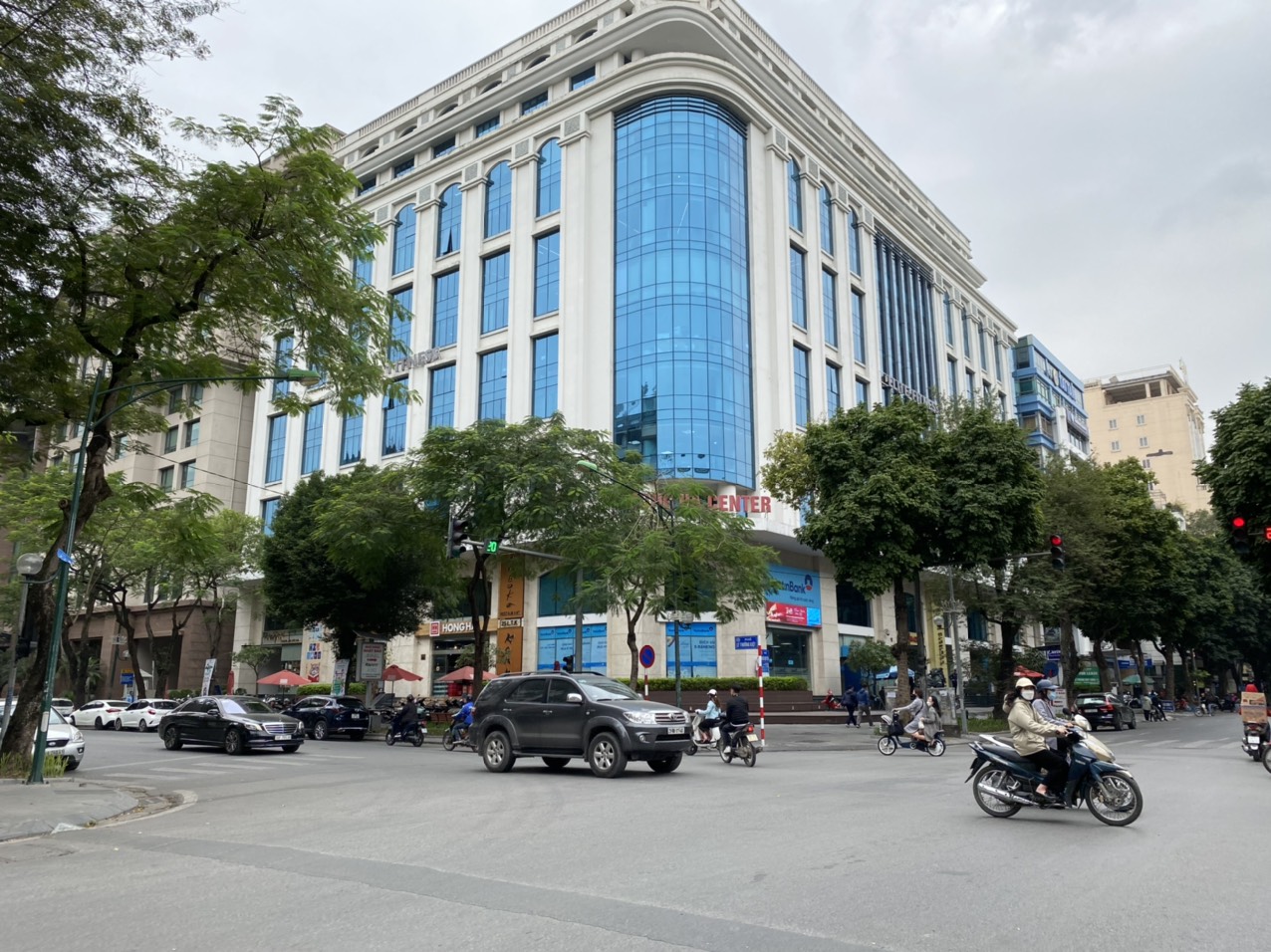 Hồng Hà Building