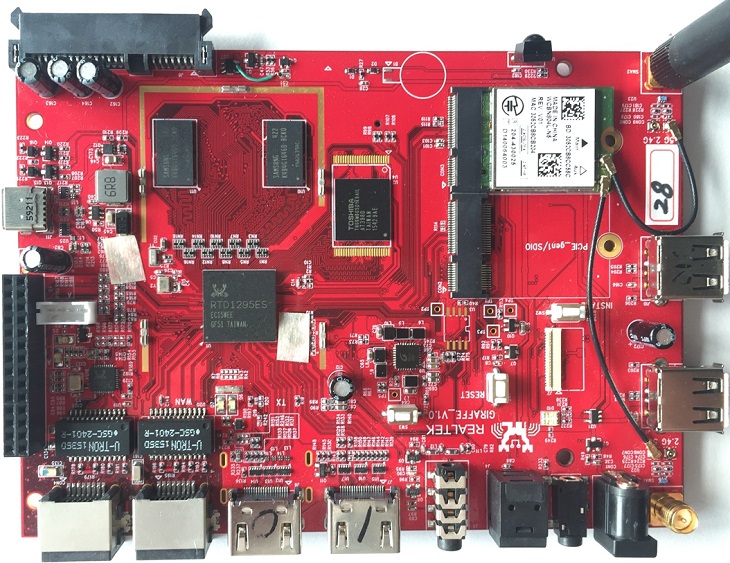 Bung main xem chi tiết cấu hình bên trong Zidoo X9S