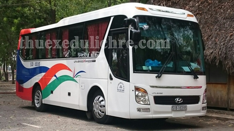 Xe Hyundai Universe 38 chỗ