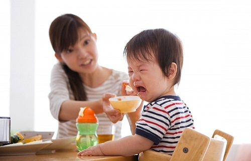 vitamin cho be bieng an