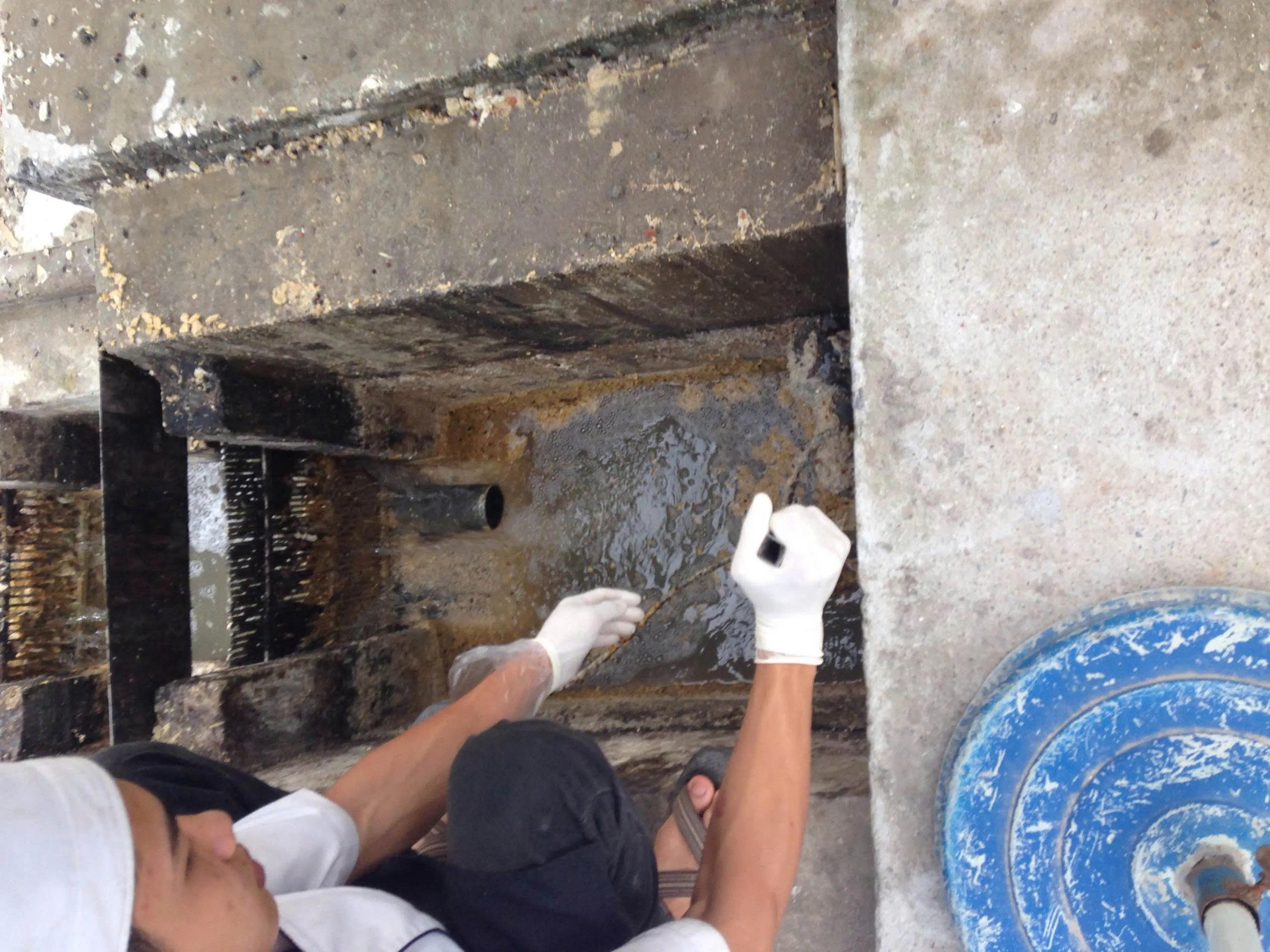 Hà Nội thử nghiệm thiết bị tách dầu mỡ xử lý nước thải