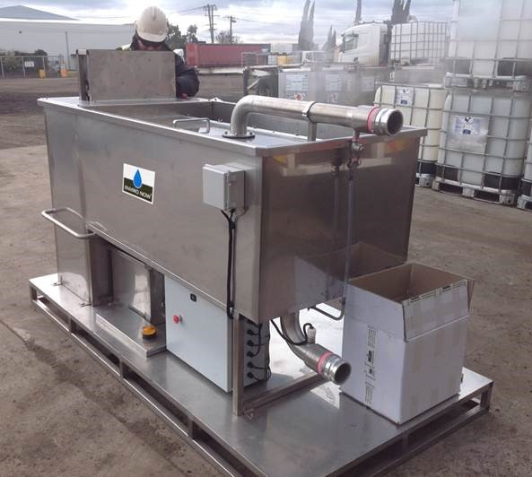OIL WATER SEPARATOR DESIGN (OWS) TO REMOVE OIL