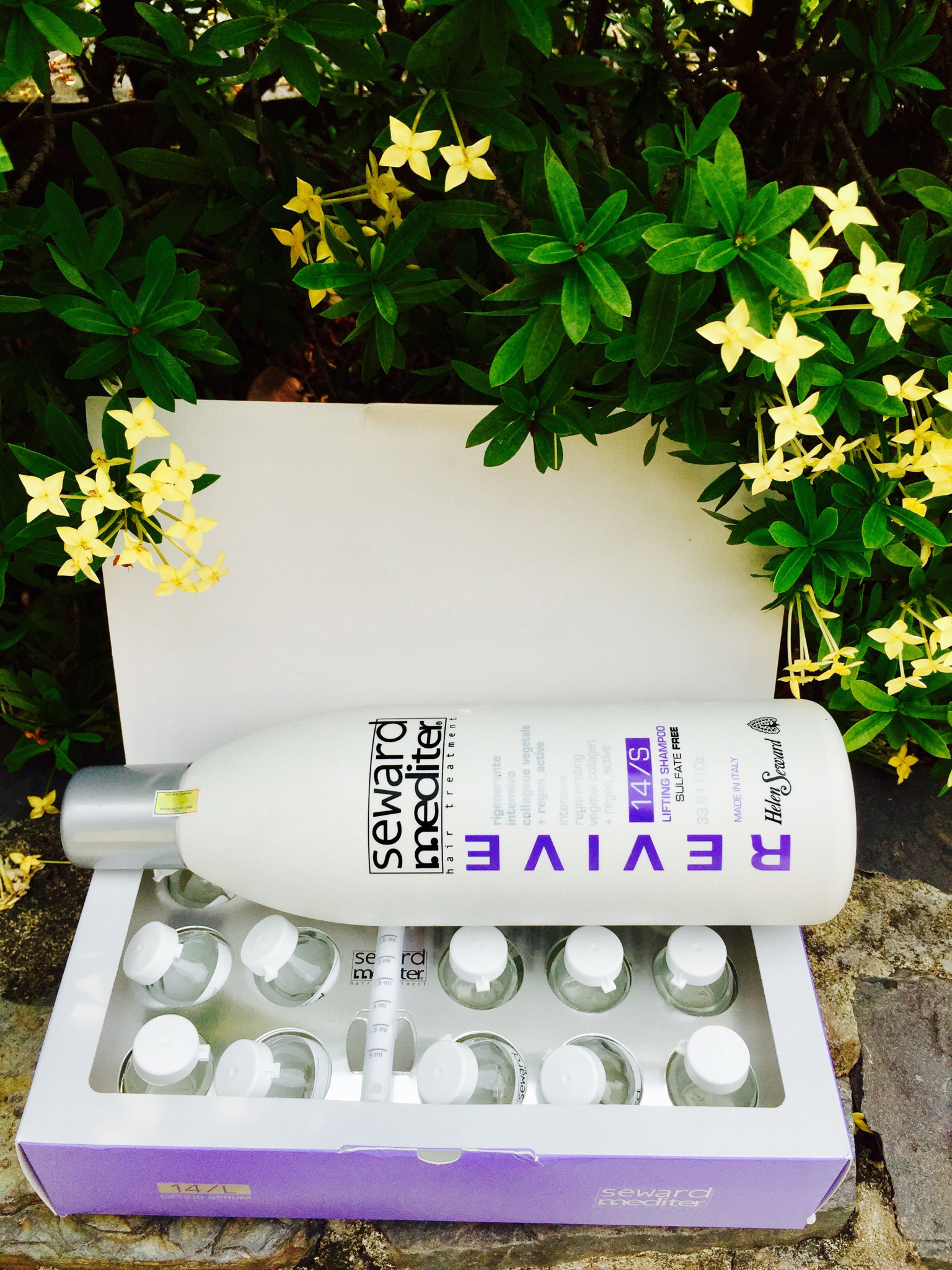 Bộ hồi sinh tóc Collagen Helen Seward