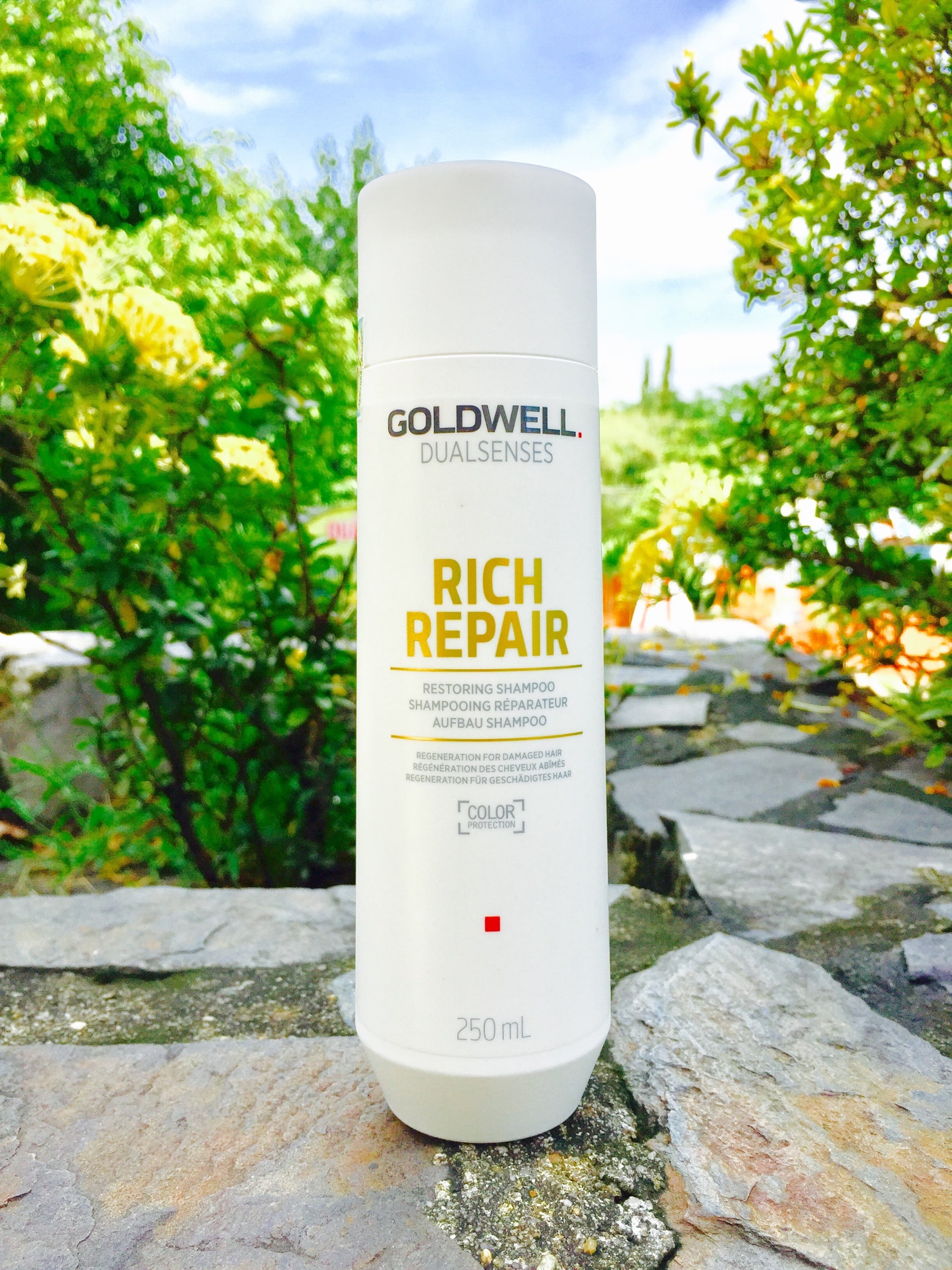 Dầu gội Goldwell Rich Repair 250ml