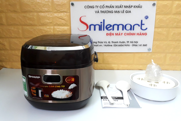 Noi com dien cao tan Sharp KS-IH190V-GL va phu kien
