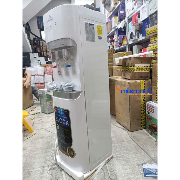 (Bảo hành 28 tháng) Cây nước nóng lạnh hút bình Hòa Phát HHC383 3 vòi - Block