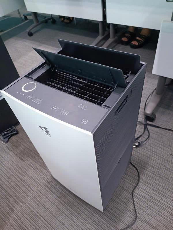 (Bảo hành 12 tháng) Máy lọc không khí Daikin MC80ZVM7 dùng cho diện tích <62m2, công nghệ TWIN STREAMER