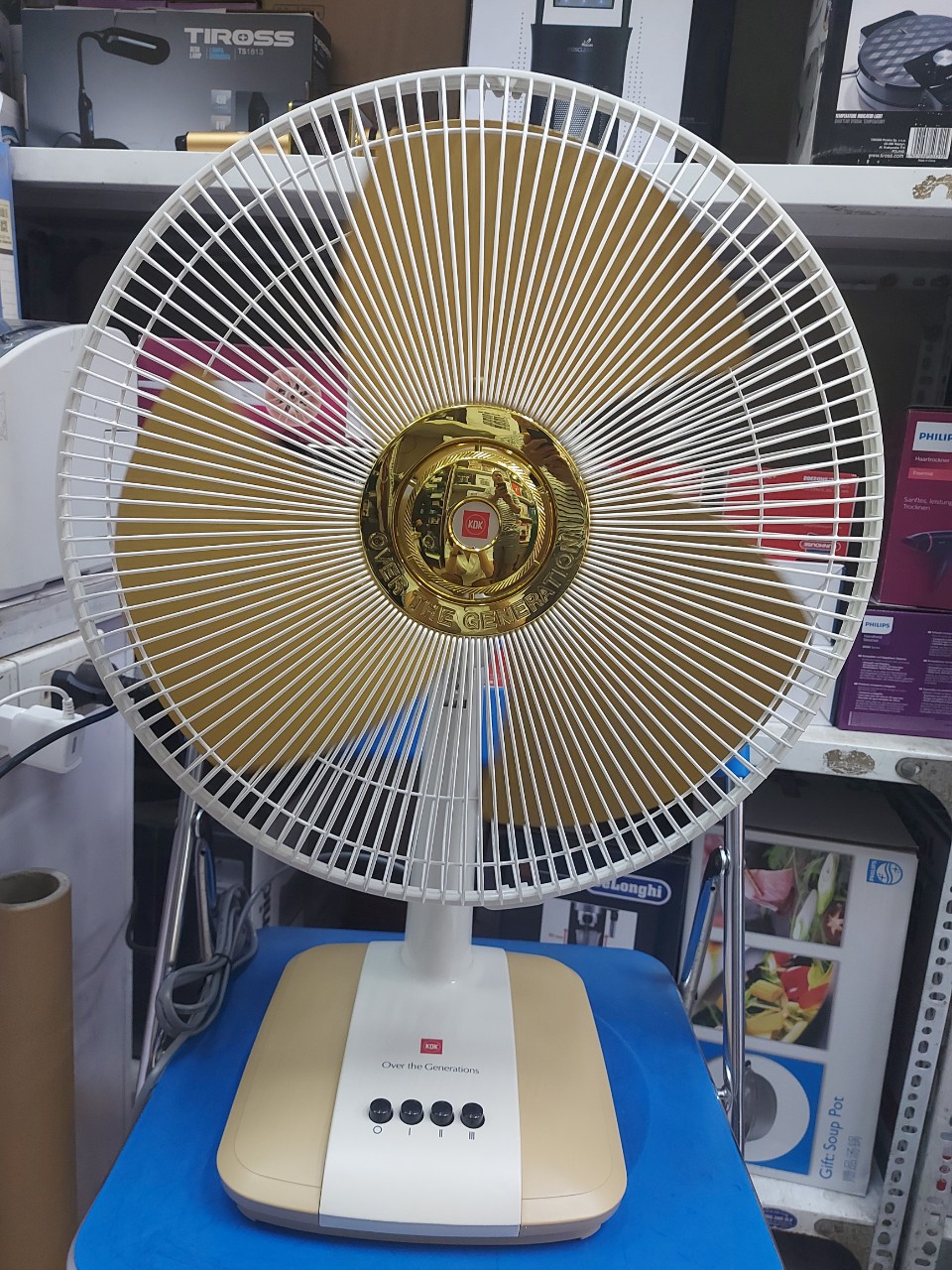 Quạt bàn KDK-A40B