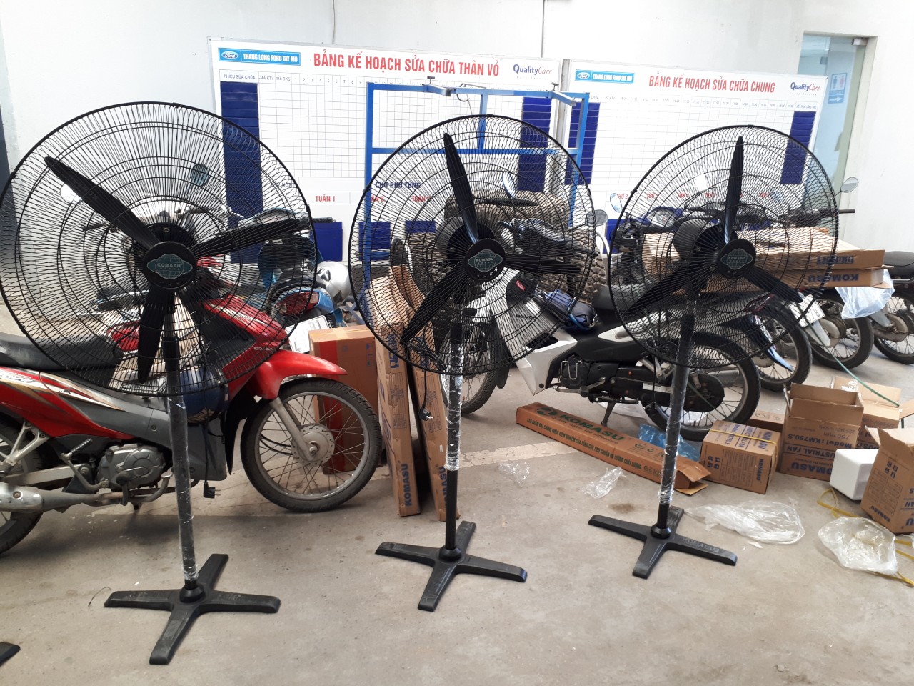 Quạt cây công nghiệp cọc rút Komasu KM650S