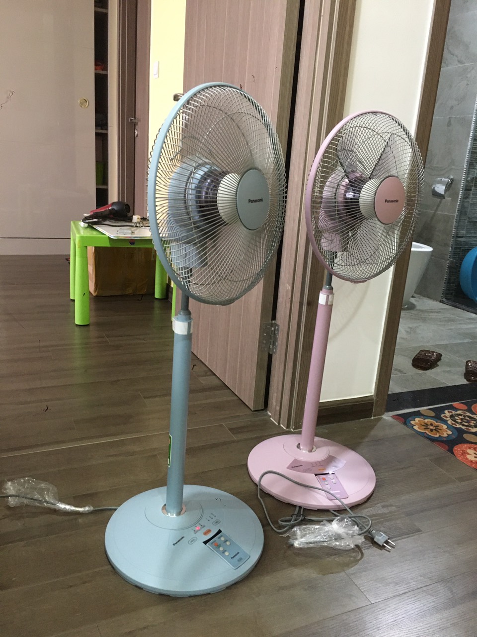 Quạt đứng Panasonic F-308NHP / F-308NHB