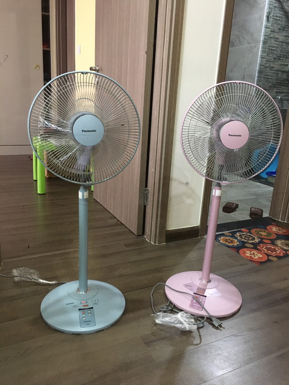 Quạt đứng Panasonic F-308NHP / F-308NHB