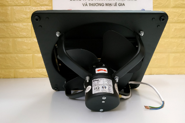 Quạt thông gió công nghiệp Deton có cửa chớp FBDV20-4T