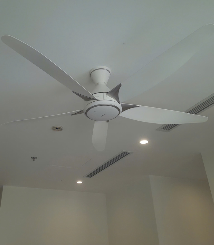 (Bảo hành 12 tháng) Quạt trần Panasonic 5 cánh F-60GDS Nâu / Trắng, 40W , điều khiển từ xa, 9 tốc độ