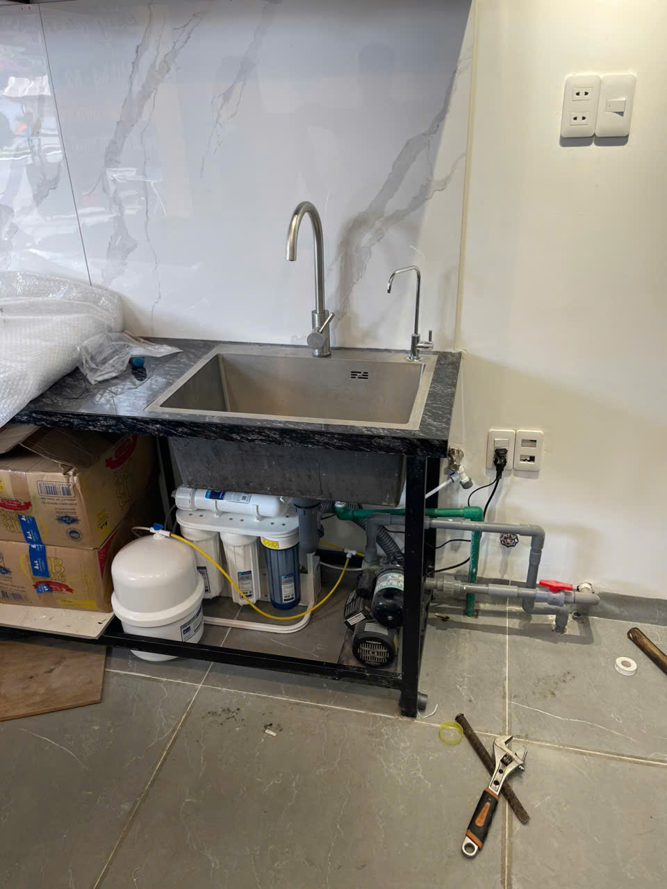 (Miễn phí lắp đặt + Tặng combo 3 lõi lọc thô ) Máy lọc nước RO để gầm Hòa Phát HPU456 / HPU416 10 lõi - bảo hành 36 tháng