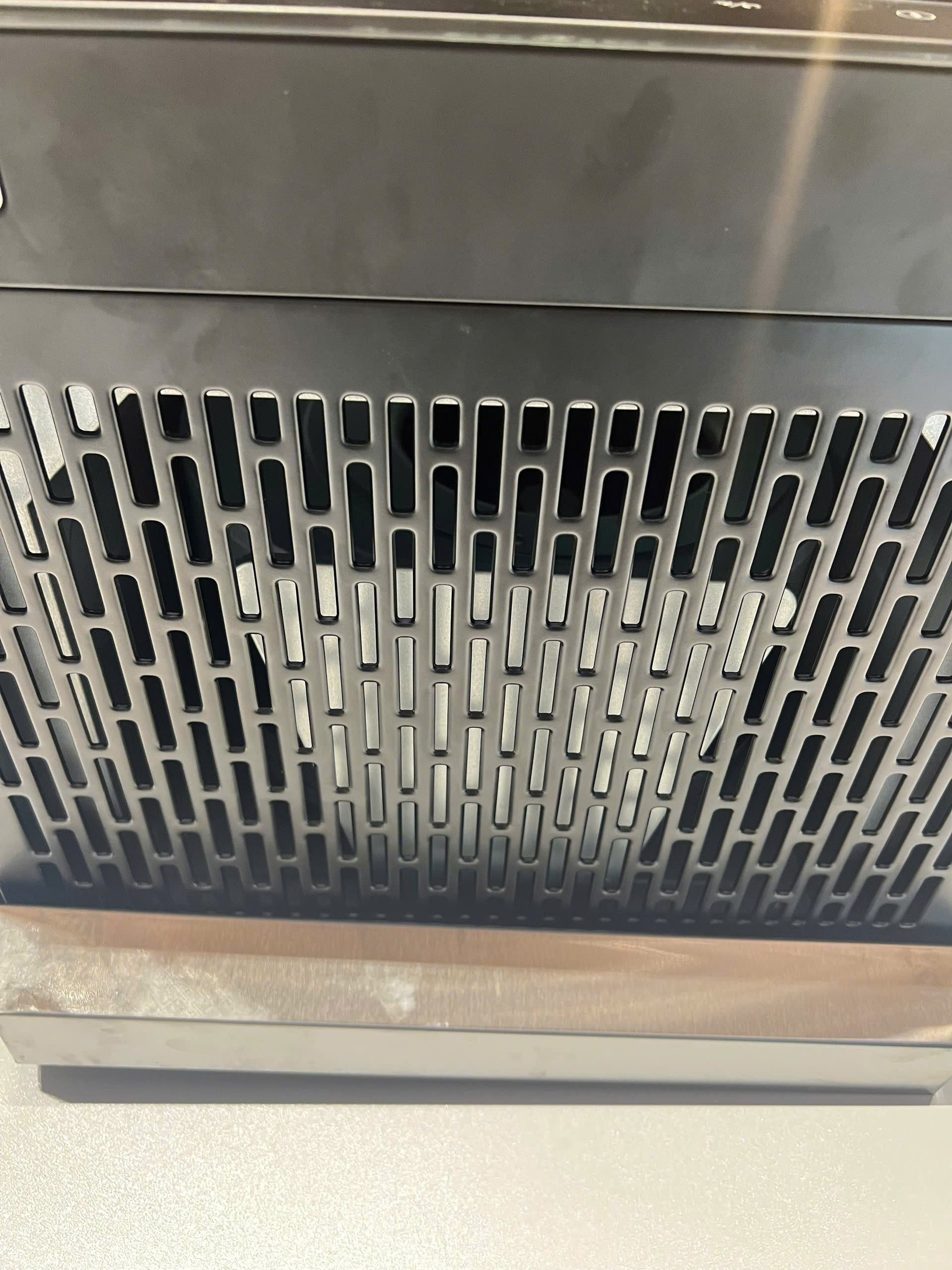 Máy hút mùi kính cong Funiki HKH9654 rộng 70cm, điều khiển cảm ứng , cảm biến vẫy tay - Bảo hành 26 tháng