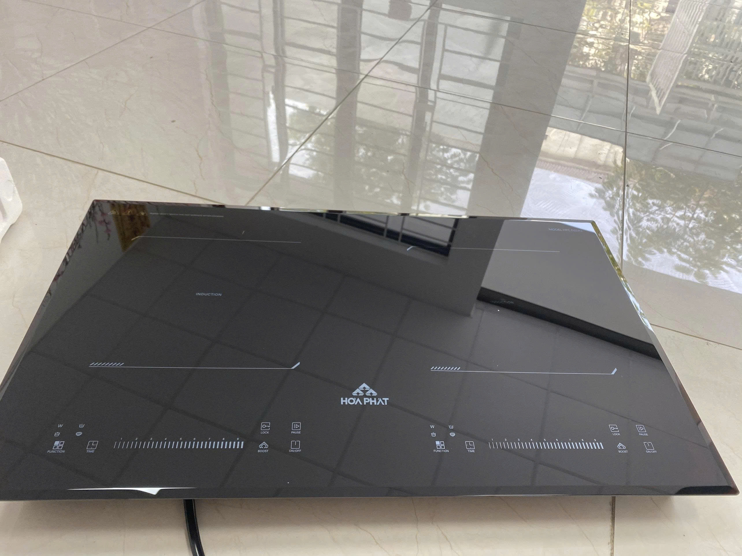 (Bảo hành 24 tháng) Bếp từ đôi Hòa Phát HPC D22A2 sản xuất tại Thái Lan, công suất 4400 W