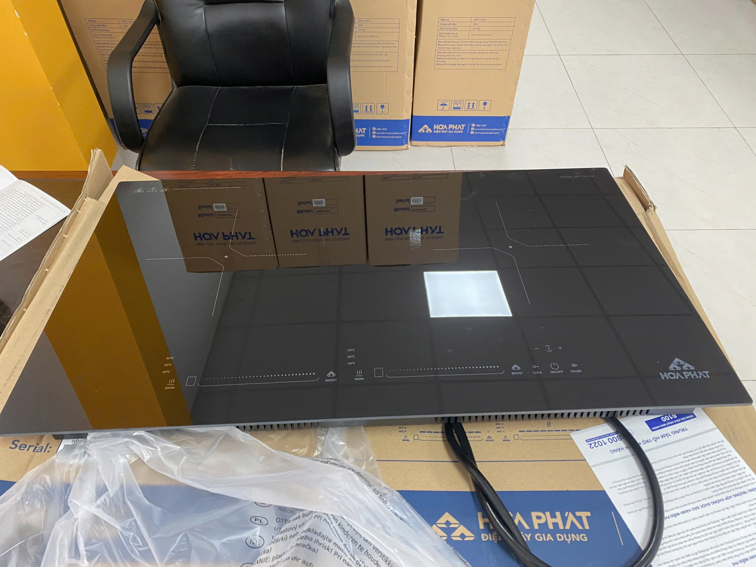 (Bảo hành 24 tháng) Bếp từ đôi Hòa Phát HPC D21A2 sản xuất tại Thái Lan, công suất 4200 W, mâm từ đồng