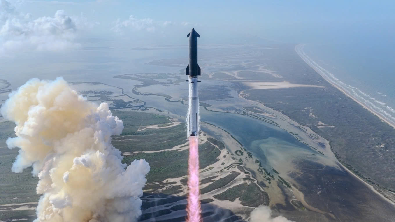 FAA đình chỉ hoạt động Starship V3 sau chuyến bay thử đầu tiên của SpaceX