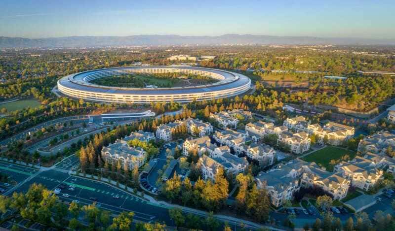 Sự bùng nổ của Trí tuệ Nhân tạo và “mùa đeo còng vàng” tại Thung lũng Silicon