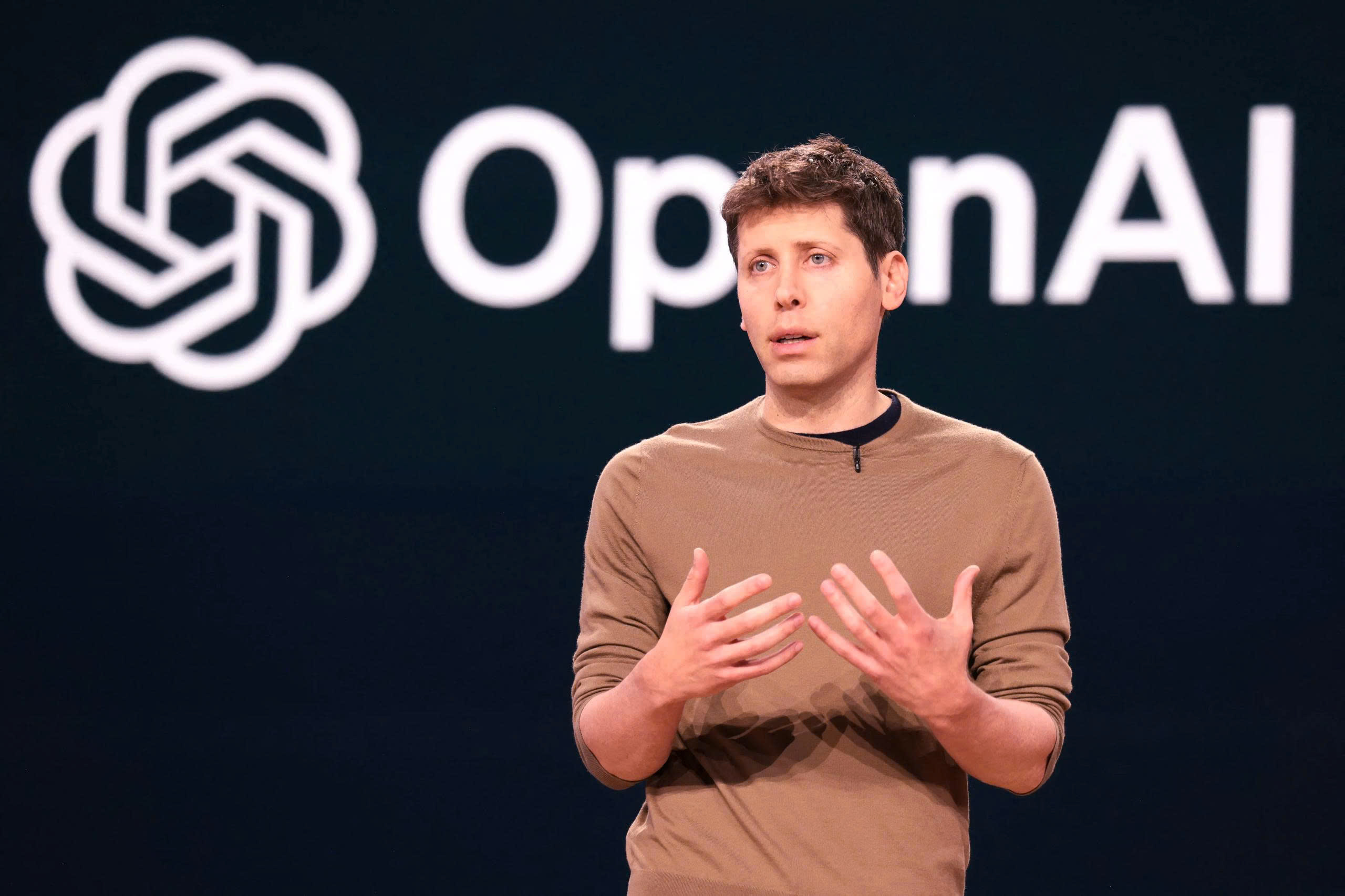 Sam Altman cân nhắc rời công nghệ, chọn cuộc sống nông trại nếu bị AI thay thế