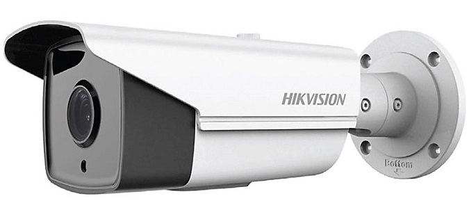 Camera thân hồng ngoại