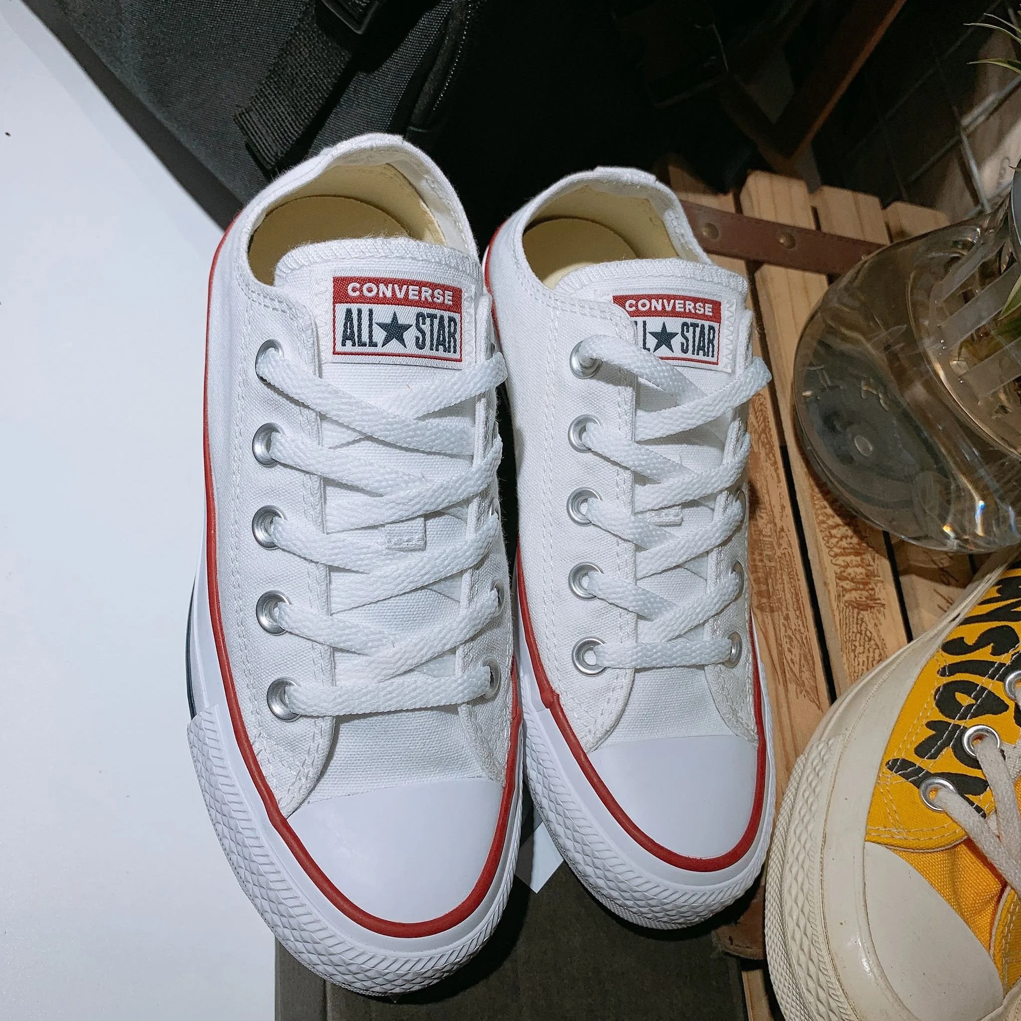 giày converse classic thấp cổ vải trắng