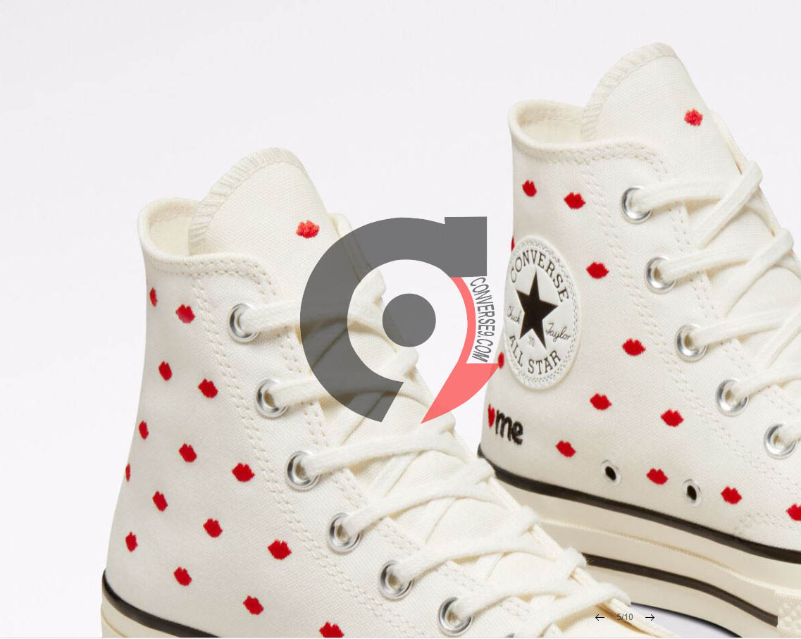 Converse Chuck 70 Embroidered Lips viet nam