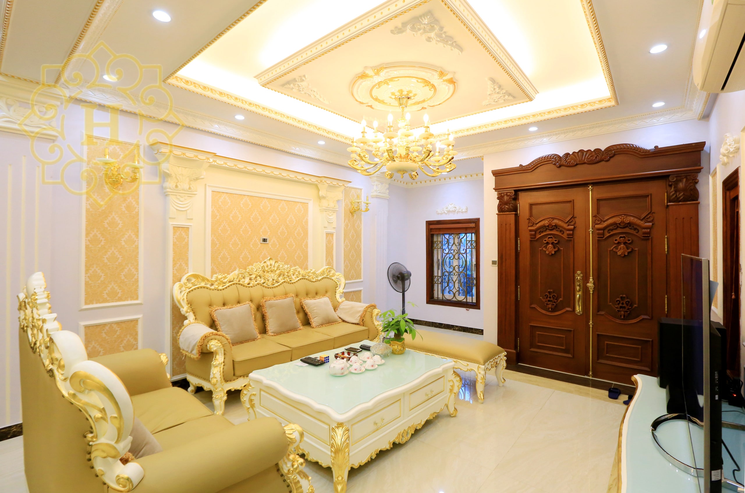 Trang trí phào chỉ tân cổ điển