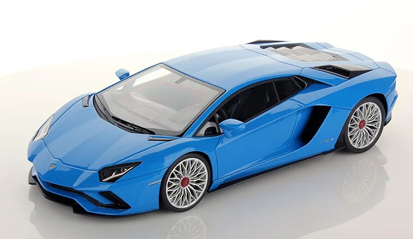 Mô hình xe Lamborghini - Đồ chơi mô hình xe hơi khiến nhiều trái tim thổn thức