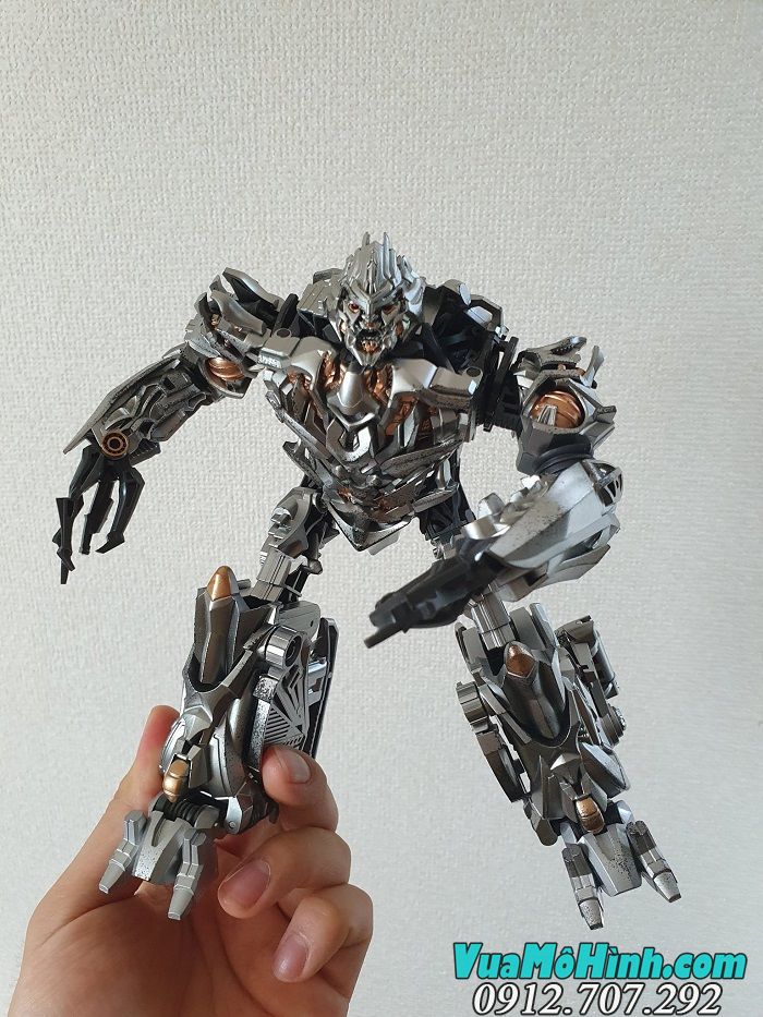 Mô hình robot transformers Megatron TW-1023 baiwei KO SS54