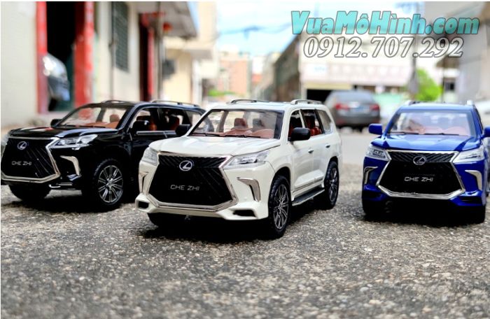 Xe ô tô mô hình tĩnh Lexus LX570 tỉ lệ 1:24