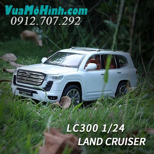 Mô hình ô tô Toyota Land Cruiser LC300 tỉ lệ 1/24