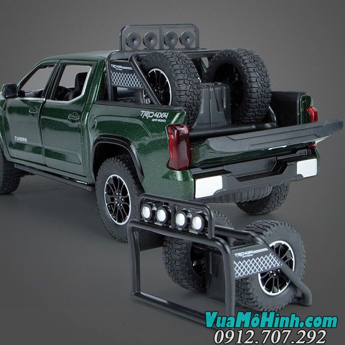 Mô hình xe ô tô Toyota Tundra pickup phiên bản 2023 tỉ lệ 1/24 