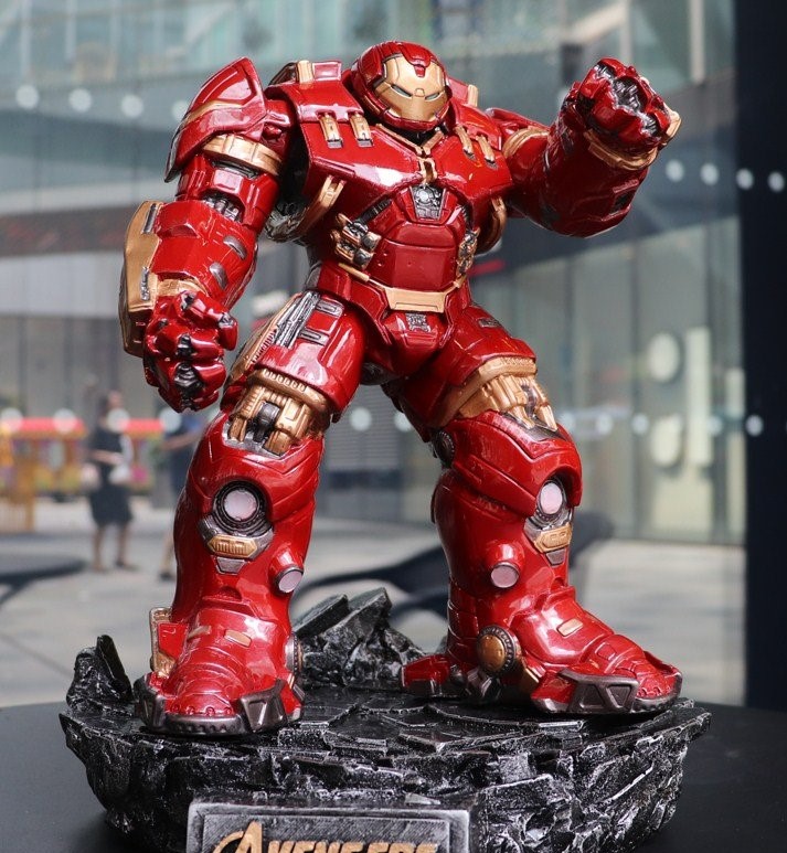 mô hình Ironman tượng hulkbuster người khổng lồ xanh iron man